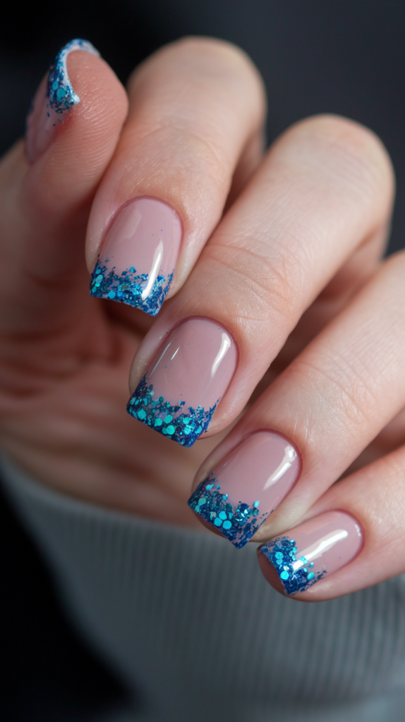 Blue Glitter Tips – French tips with shimmering blue glitter